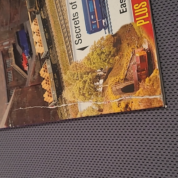 Model Rail Railroad Magazine Lot March April 2004 - Picture 3 of 13